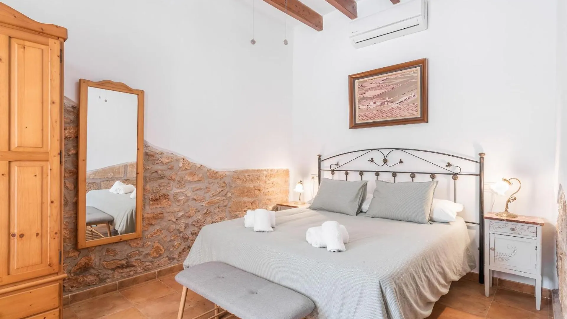 Camp De Sitjar Sa Punta Villa Ses Salines  Semesterbostad